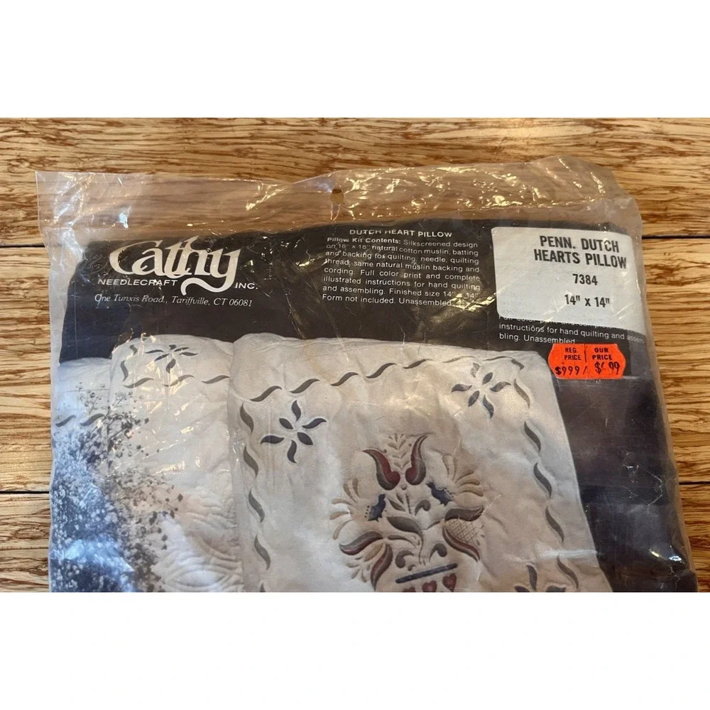 Cathy Needlecraft Penn Dutch Hearts Pillow Kit 7384- 14